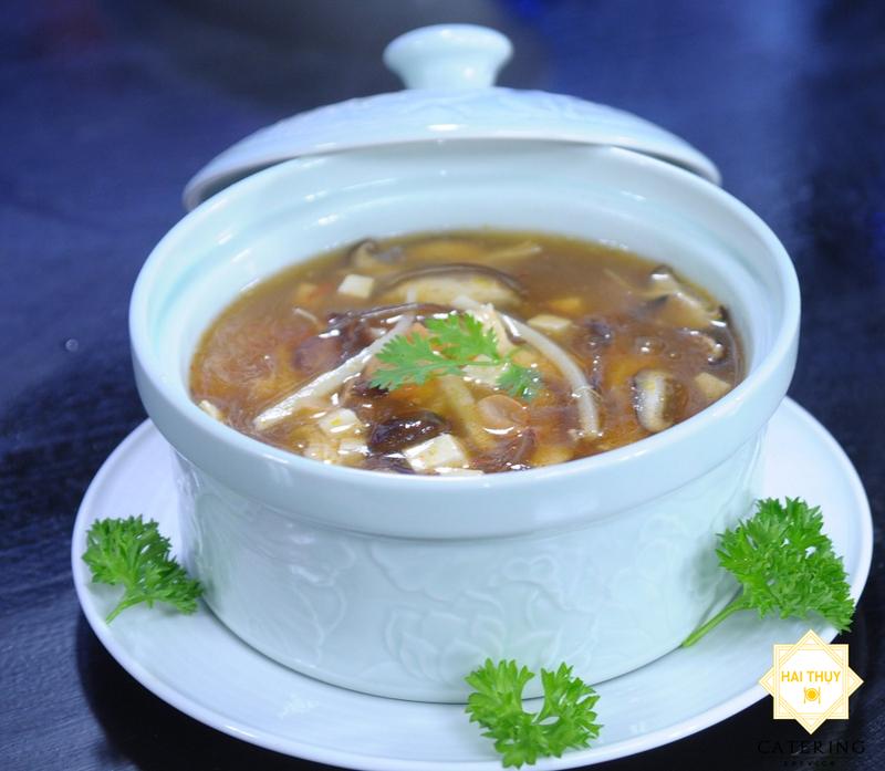 Soup tứ vị nấm đông cô