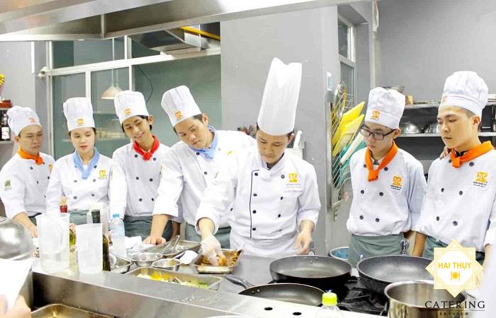 Tuyển Dụng Nhân Sự