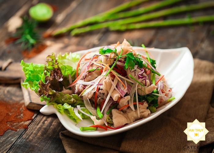 Gỏi hoa chuối chân gà