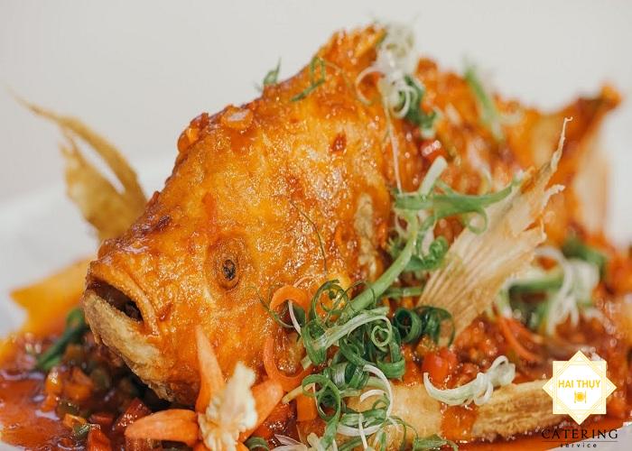 Cá điêu hồng sốt ngũ liễu