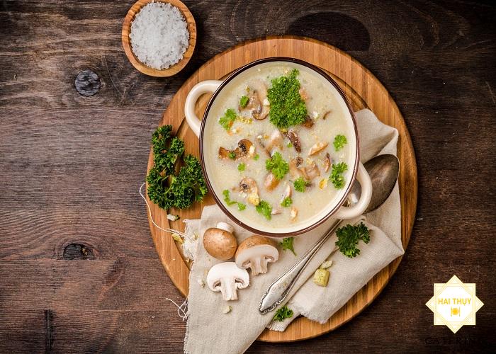 Soup tôm cua tuyết nhĩ 