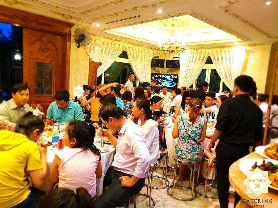 Buổi tiệc giỗ là dịp gắn kết tất cả thành viên trong gia đình