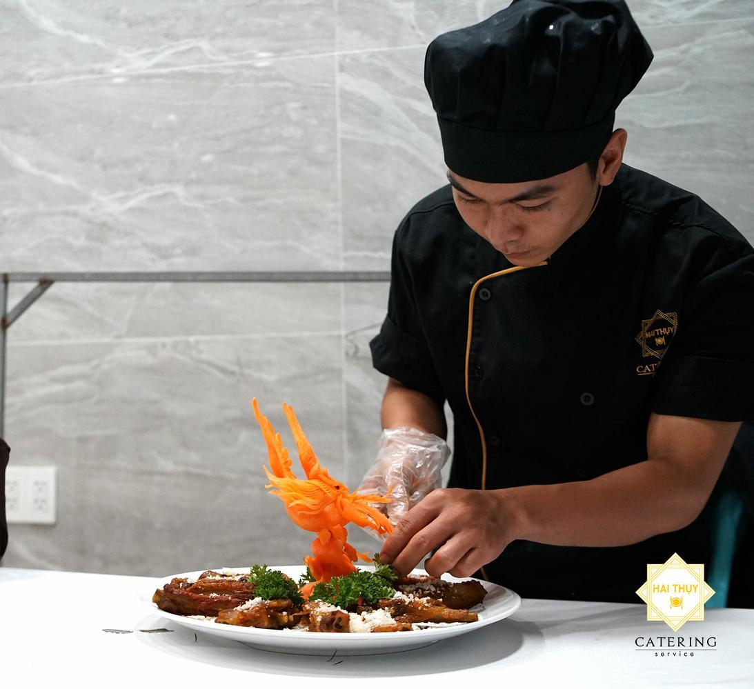 Đội ngũ đầu bếp đầy thiện nghệ