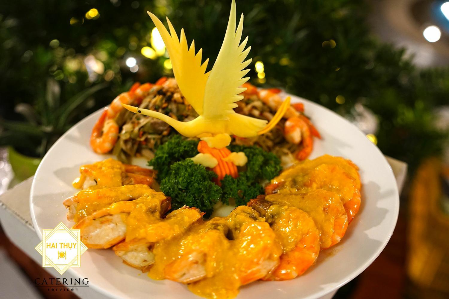 Tôm hoàng kim trứng muối - Món ăn đang được các khách hàng yêu thích