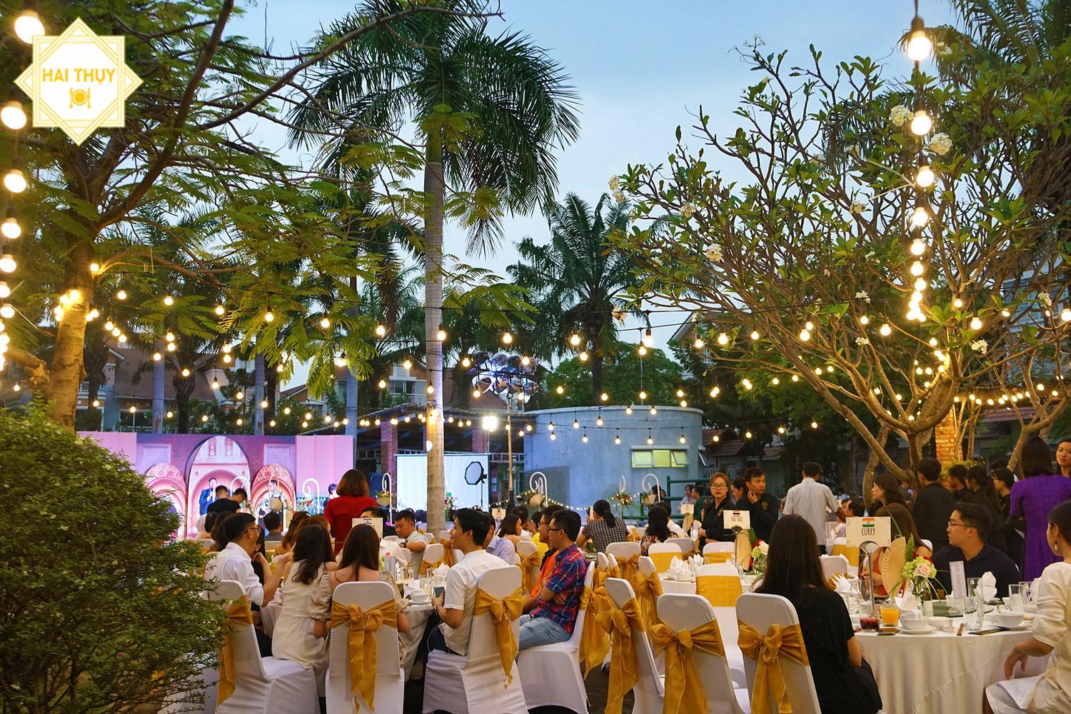 Vẻ sang trọng, đẳng cấp Hoàng gia cho cảm giác gần gũi với thiên nhiên