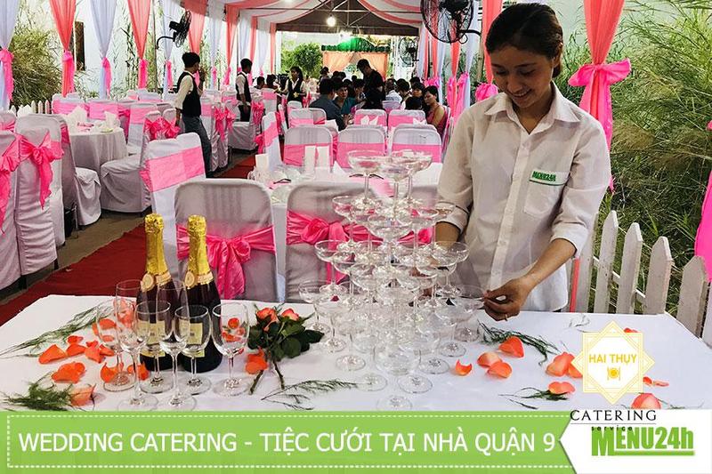 Cách trang trí tiệc cưới vô cùng đơn giản nhưng lại tiết kiệm cho ngày cưới của bạn
