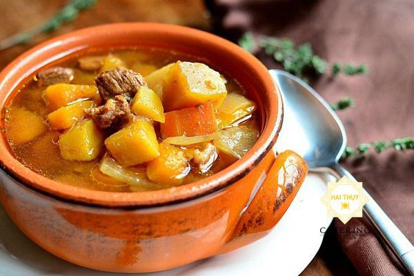 Tham khảo thực đơn đãi tiệc sinh nhật siêu ngon và ấn tượng