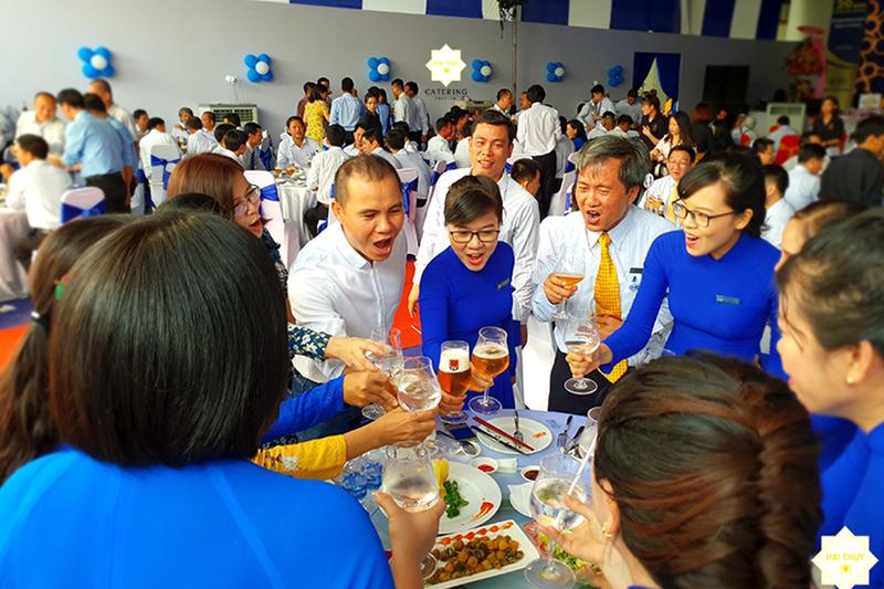 Dịch vụ tiệc lưu động chuyên nghệp Menu24h - Buổi tiệc thêm ấn tượng và đáng nhớ 