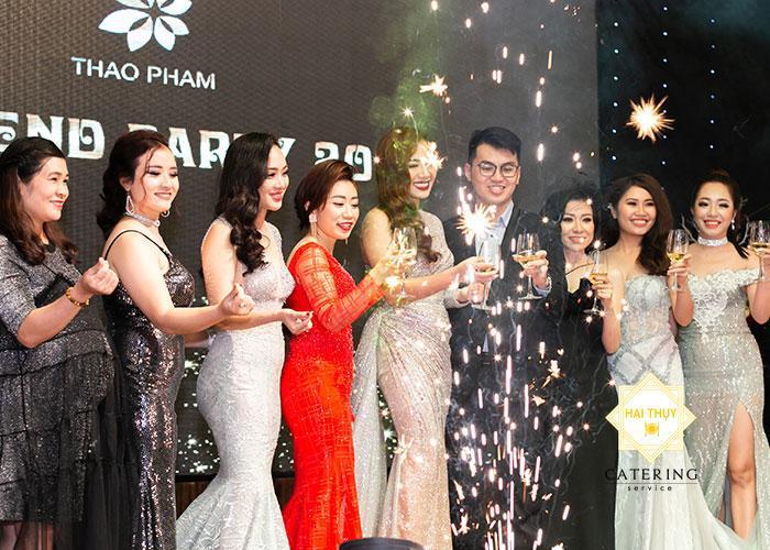 Bật mí những hình thức đặt tiệc tất niên phổ biến nhất hiện nay