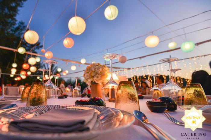 Mách bạn một số mẹo tổ chức tiệc tân gia