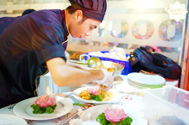 Nên sử dụng dịch vụ đặt tiệc tại nhà khi nào?