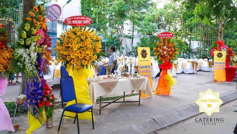 Dịch Vụ Đặt Tiệc Cho Doanh Nghiệp - Uy Tín Hàng Đầu